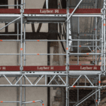 El Andamio Multidireccional Layher: Un Sistema Modular para Flexibilidad y Seguridad